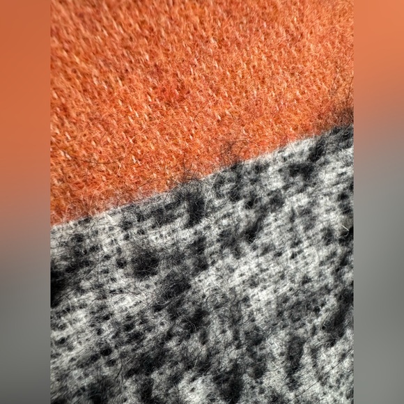 Cecchi e Cecchi Wool Scarf Orange and Black Stripes - Picture 11 of 16